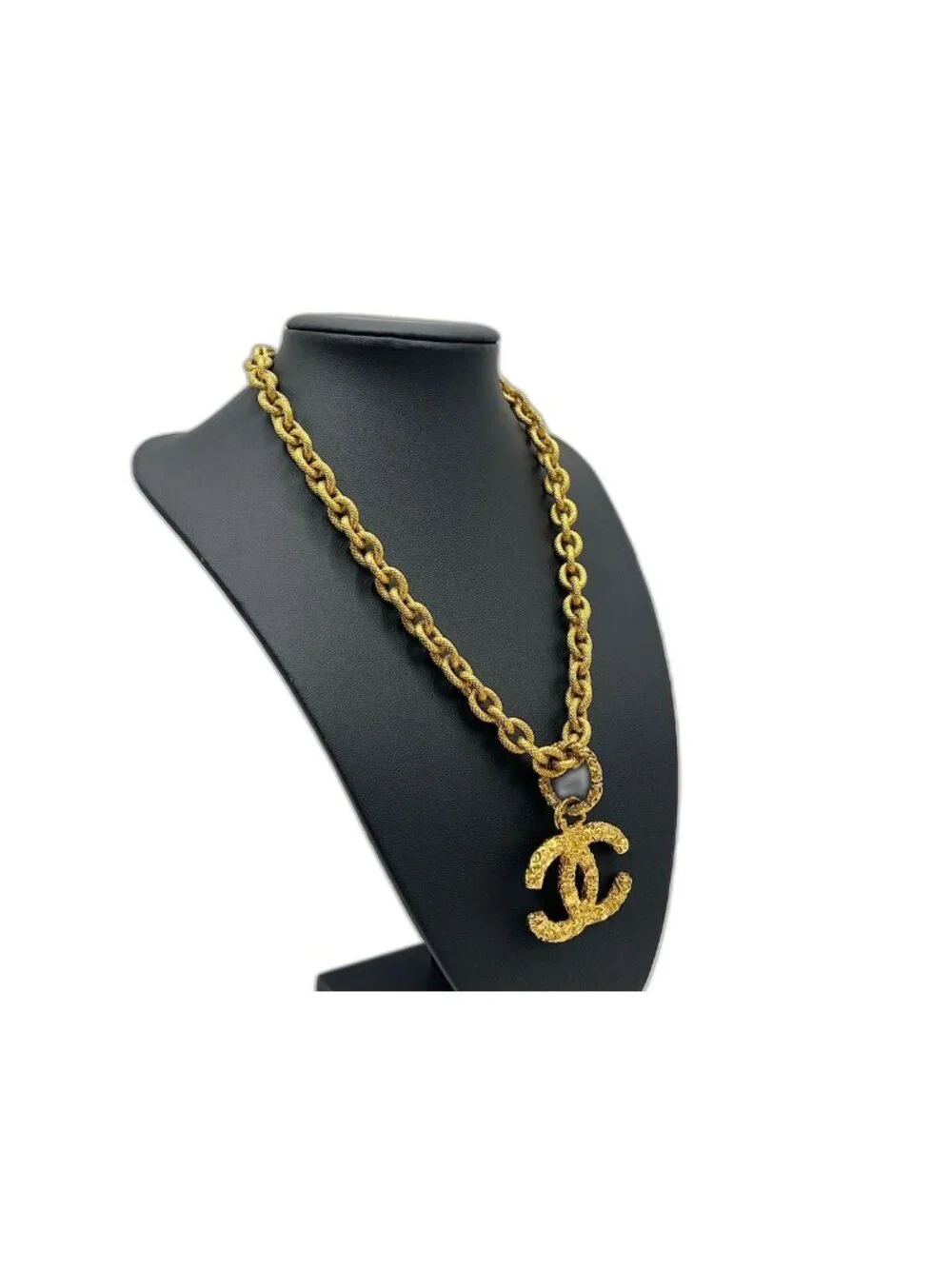 Chanel Necklace CC Logo Lava
